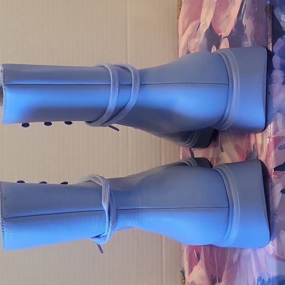 STUART WEITZMAN MCKENZEE BLUE LETHER  LACE-UP  ANKLE COMBAT BOOTS WOMANS SIZE 7B - Picture 3 of 11